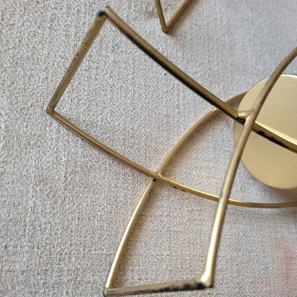 Contemporary Modern Gold Wire Metal Abstract Candle Holders 16 x 4 Set of 2 - Picture 4 of 4